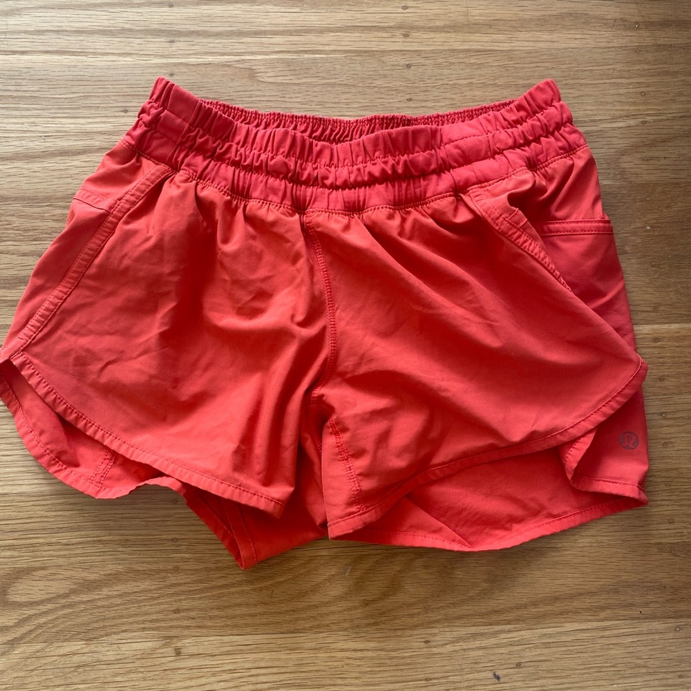 Lululemon tracker short in red size 6